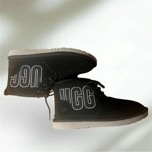 Uggs size 6 Brand new